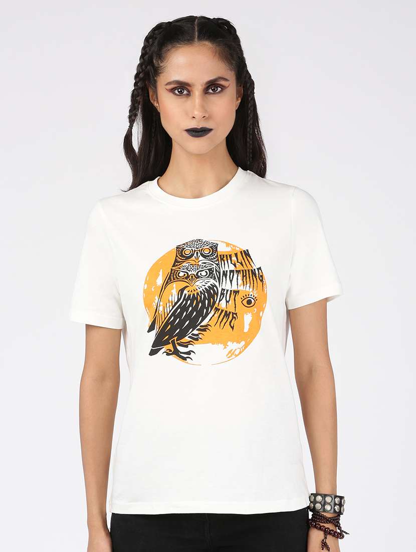 women's chest print crew neck t-shirt