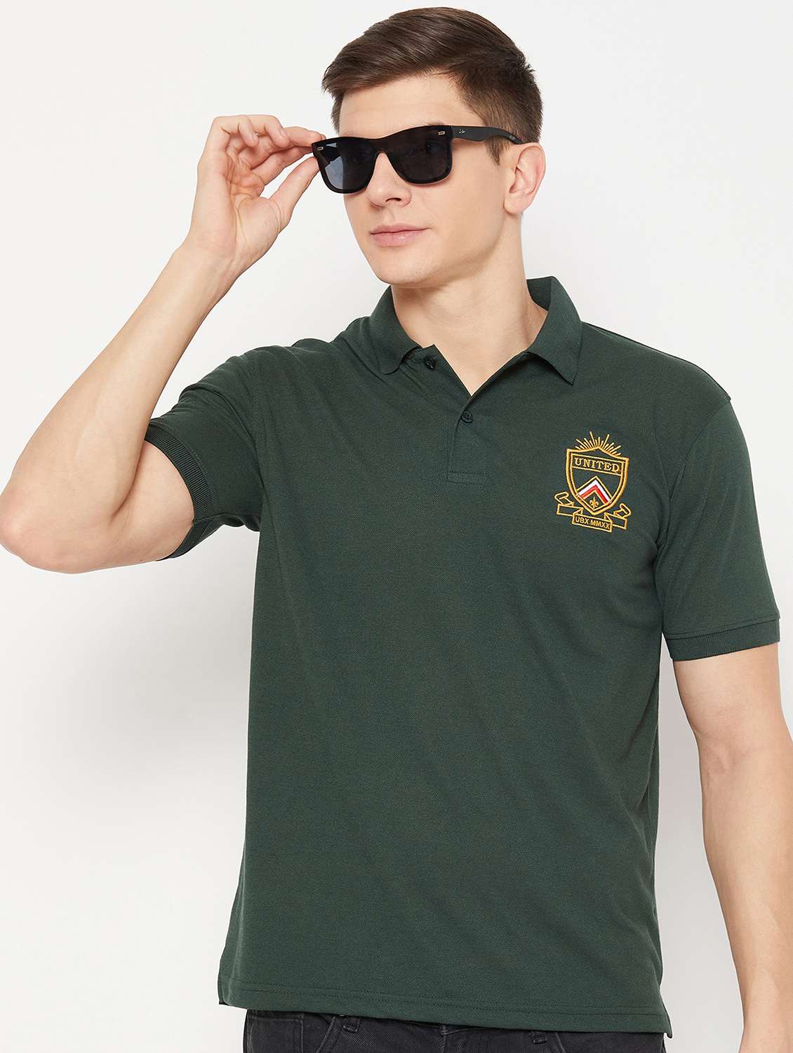 bottle green solid polo t-shirt - 20483780 - Zoom Image - 0