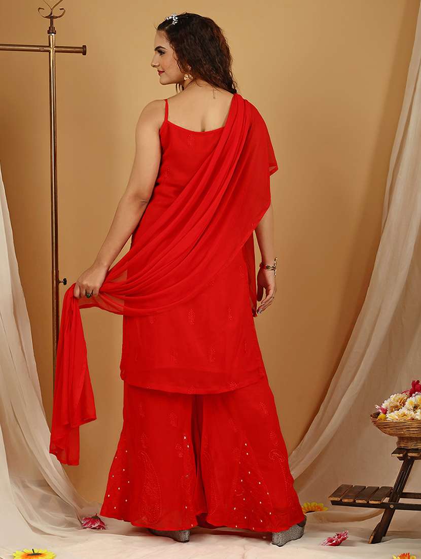 red kurta palazzo set with dupatta - 20484581 -  Standard Image - 2