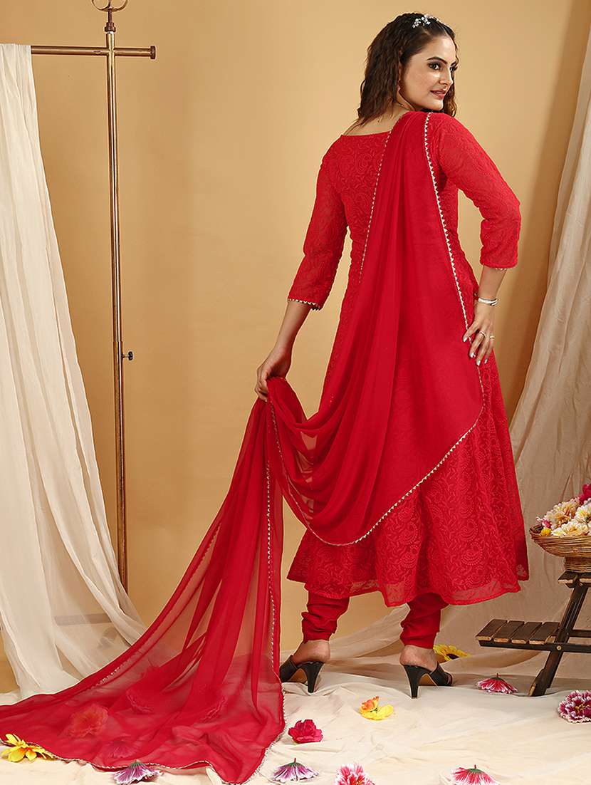 red kurta churidaar set with dupatta - 20484602 -  Standard Image - 2
