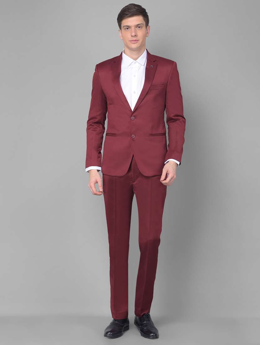 men solid maroon polyester 2-piece slim fit suit