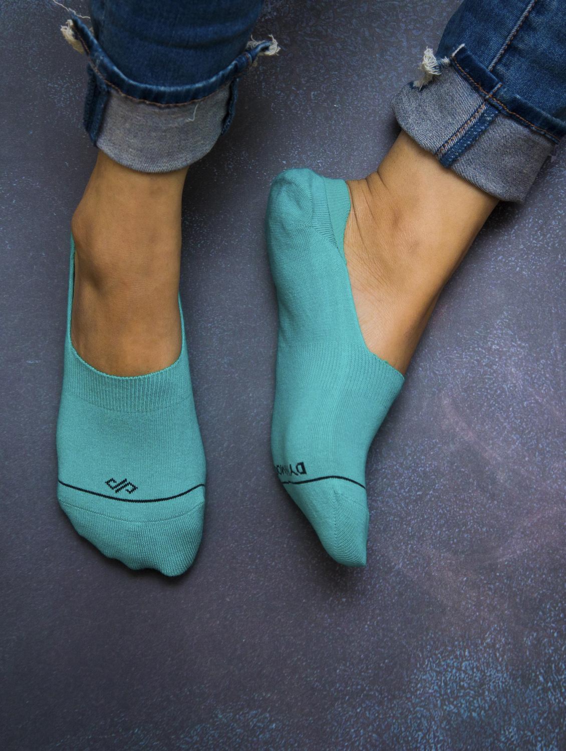 solid no show socks combo - 20498138 - Standard Image - 2