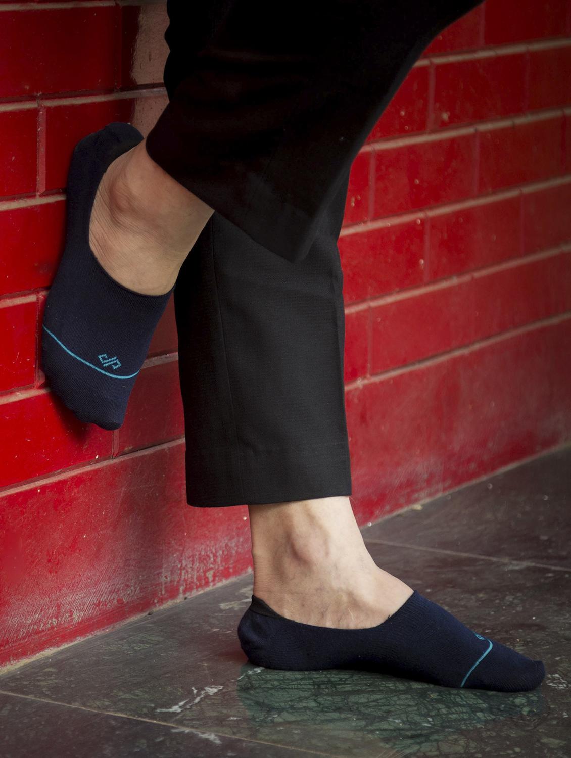 unisex solid no show socks combo - 20498171 - Standard Image - 2