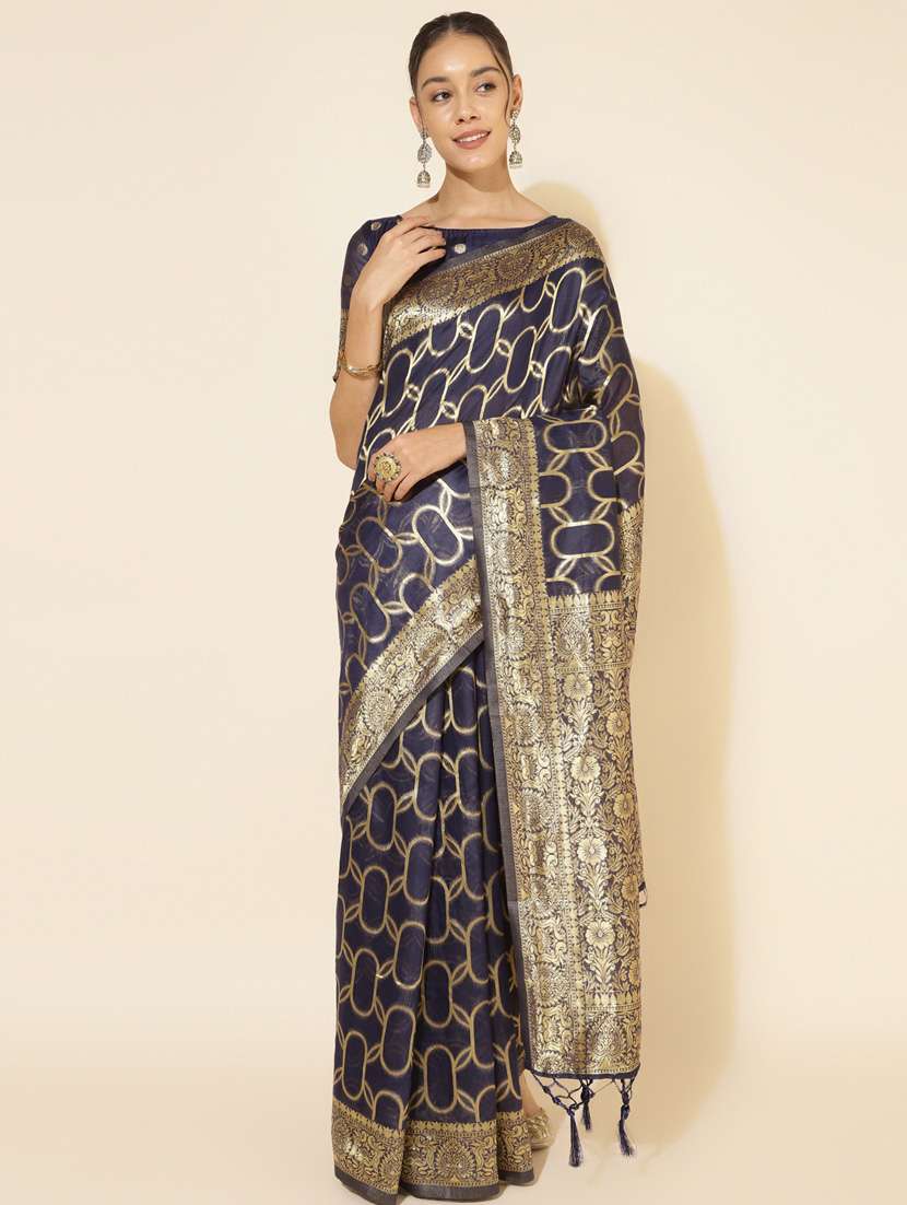 women's banarasi saree with blouse