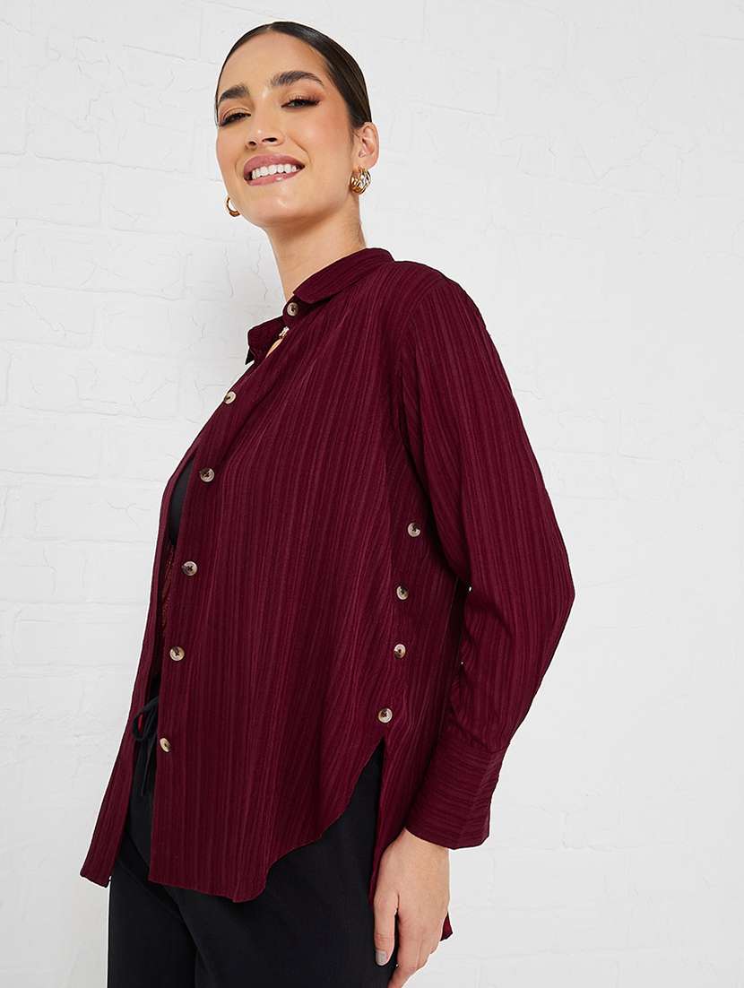 women self design regular shirt