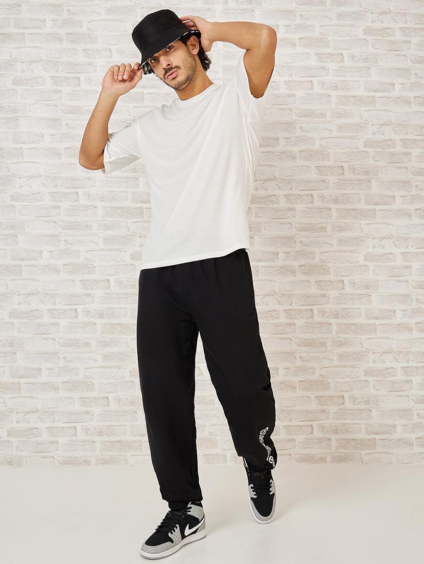 men placement print mise risejogger - 20501328 - Standard Image - 2