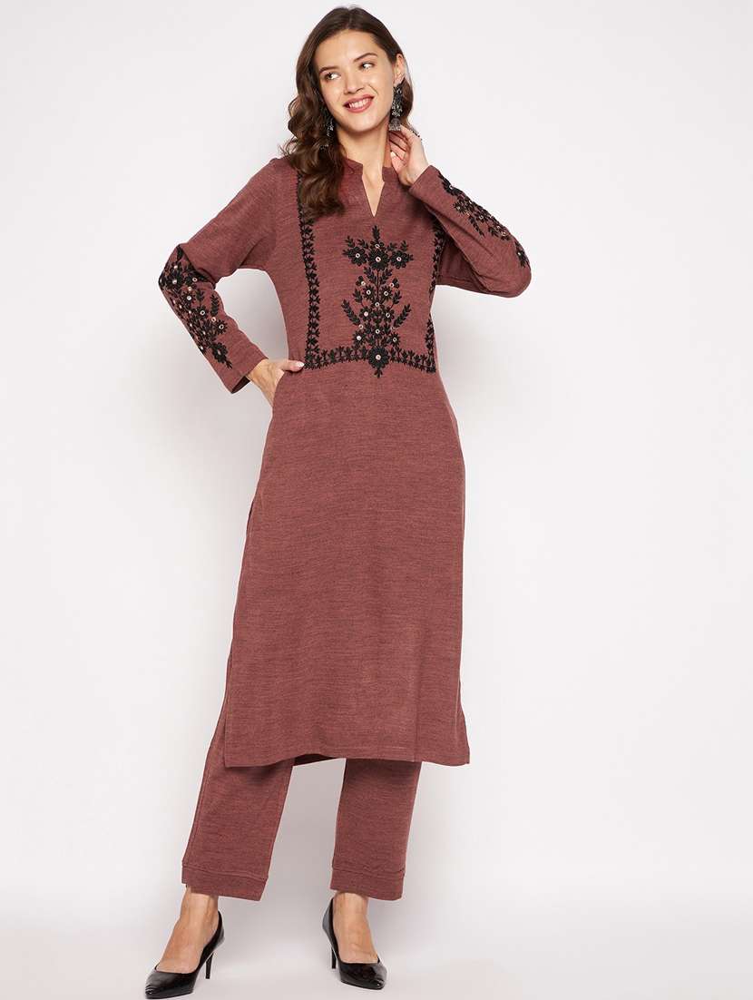 embroidered kurta pant set 