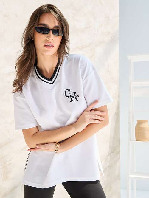 women's placement print v neck t-shirt - 20508318 - Standard Image - 0