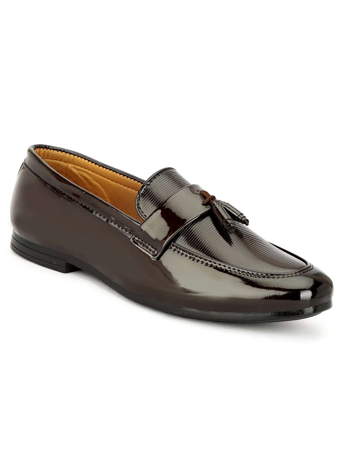 men solid coffee brown slip on loafer