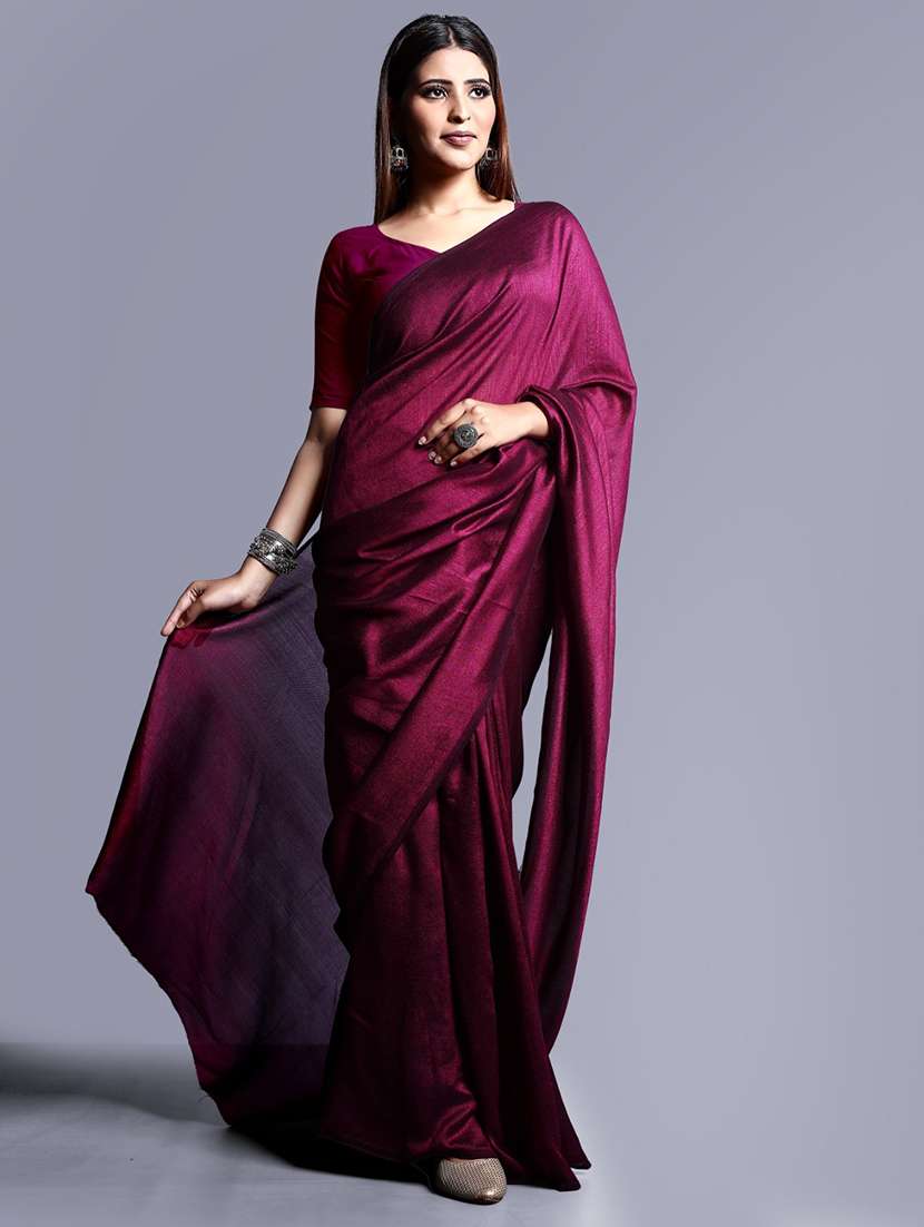 women's solid maroon colored saree with blouse