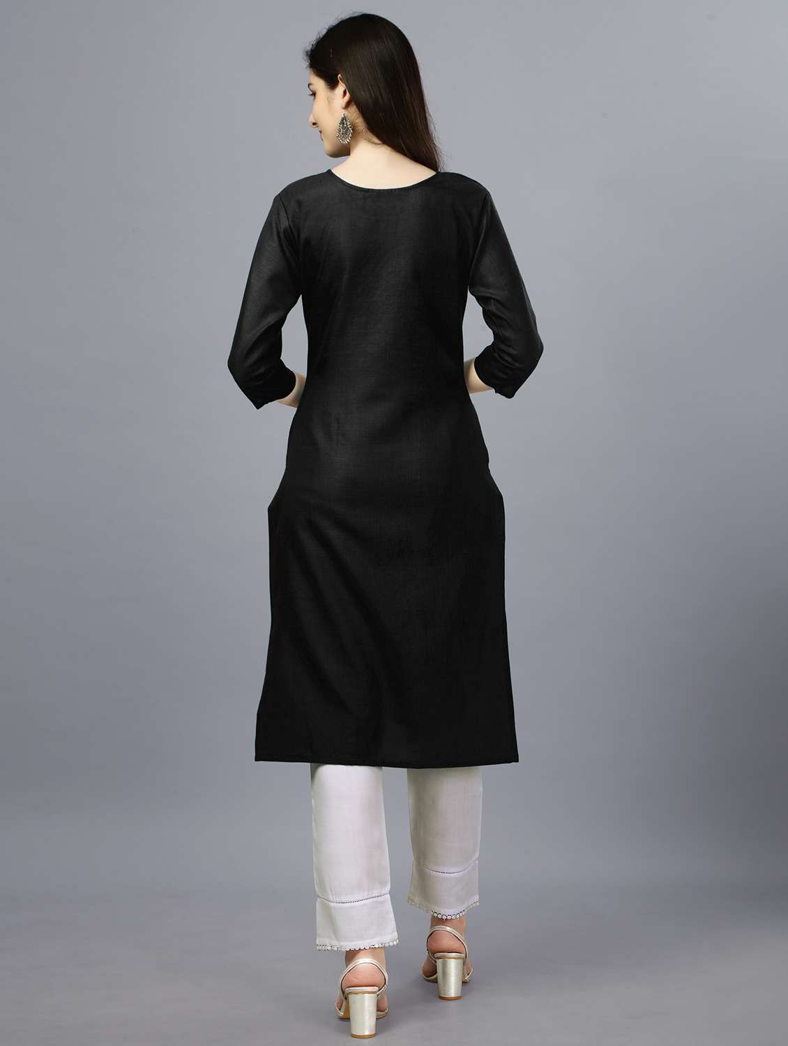 women black round neck straight kurta - 20511156 -  Standard Image - 2