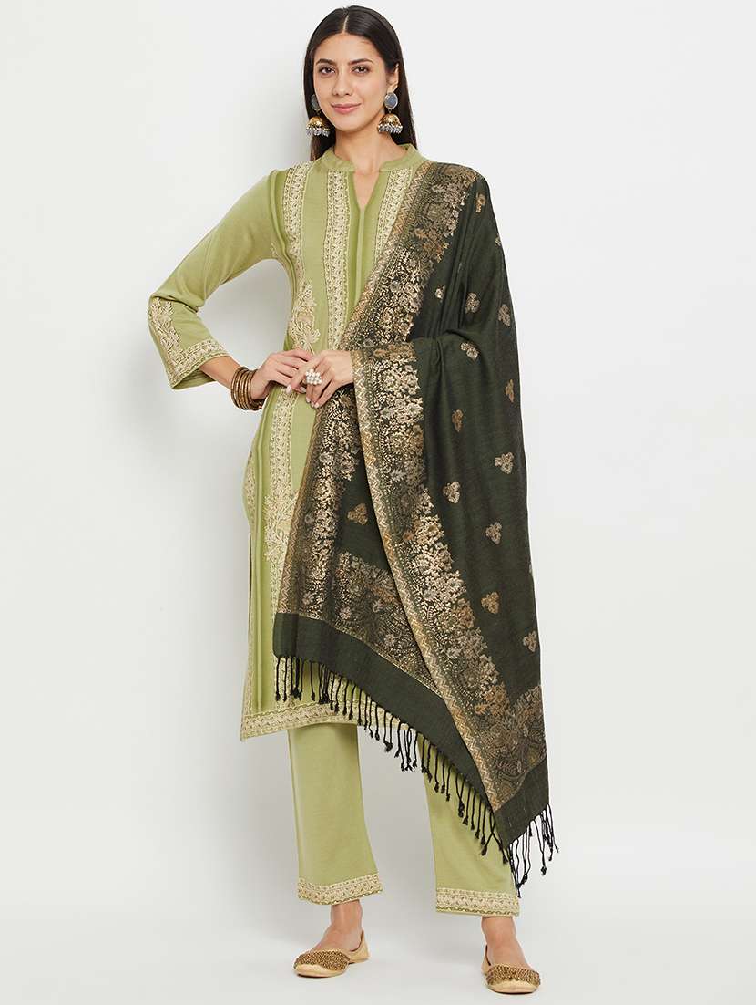 women self design long sleeve woollen suit set