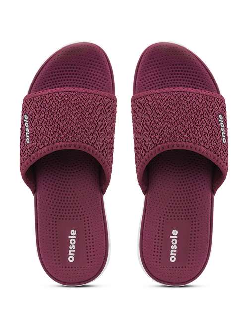 women textured burgundy flip flops