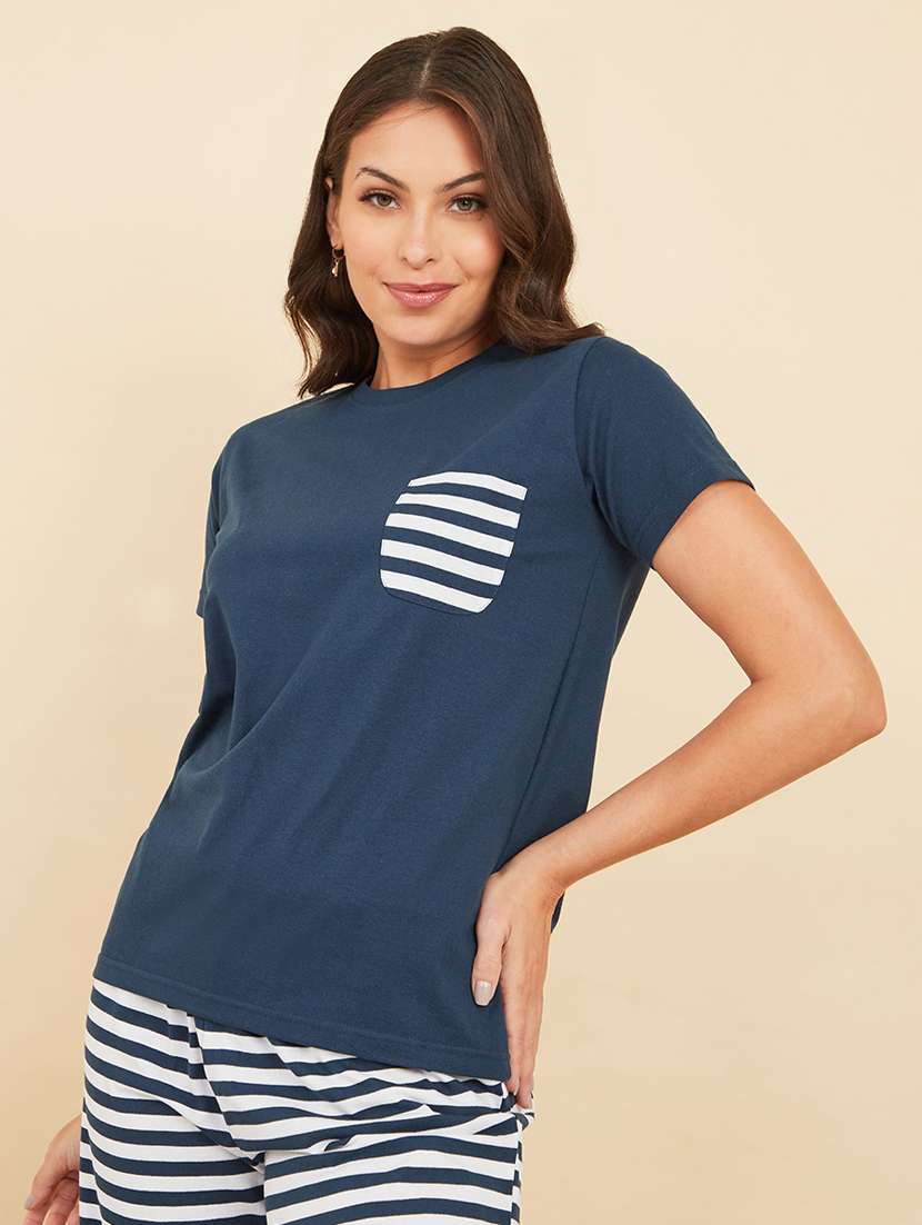 women striped nightwear pyjama set   - 20533524 -  Standard Image - 2