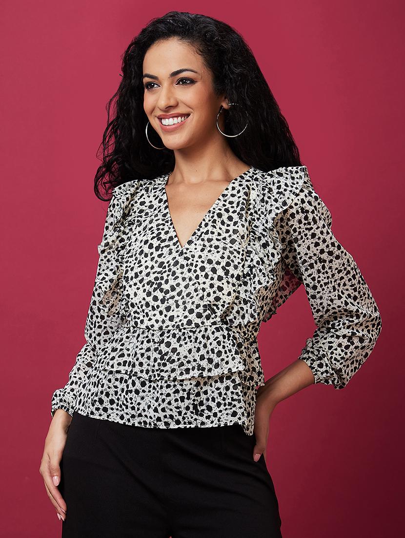 white polka dot regular top - 20534024 - Zoom Image - 0