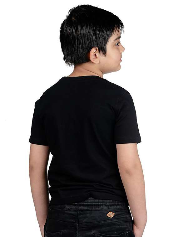 boys round neck chest printed t-shirt - 20536192 -  Standard Image - 2