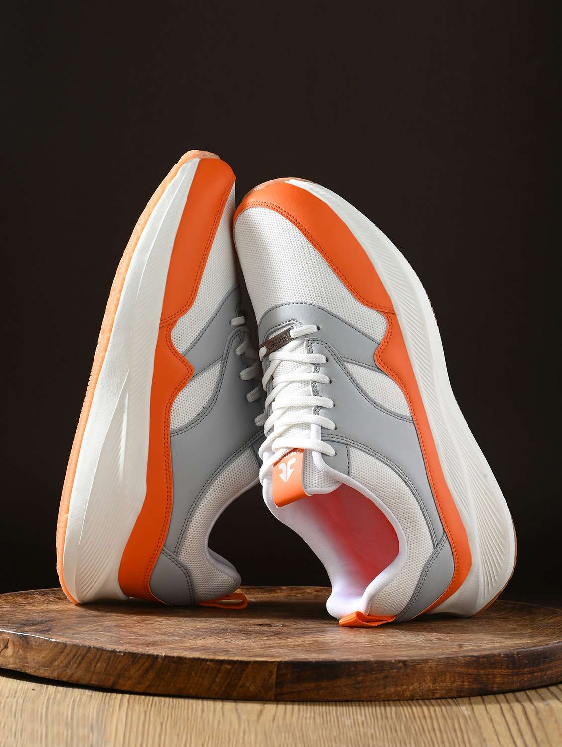 men color block lace up sneakers