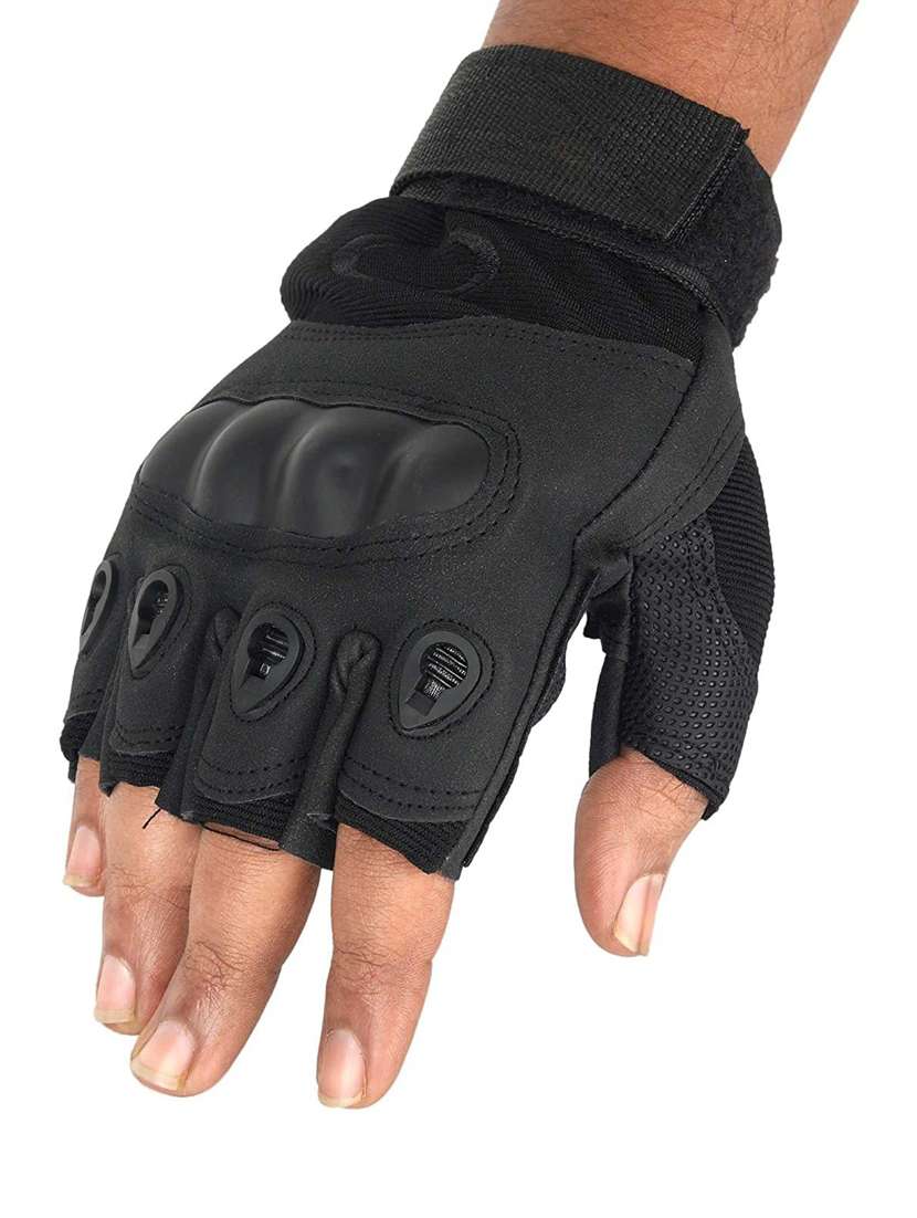 men winter hand gloves - 20541825 -  Standard Image - 2