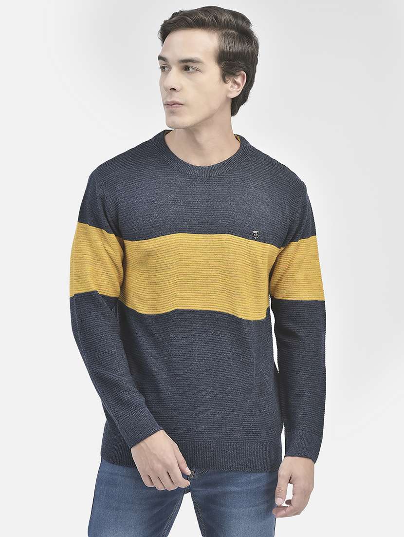 men colourblocked round neck pullover