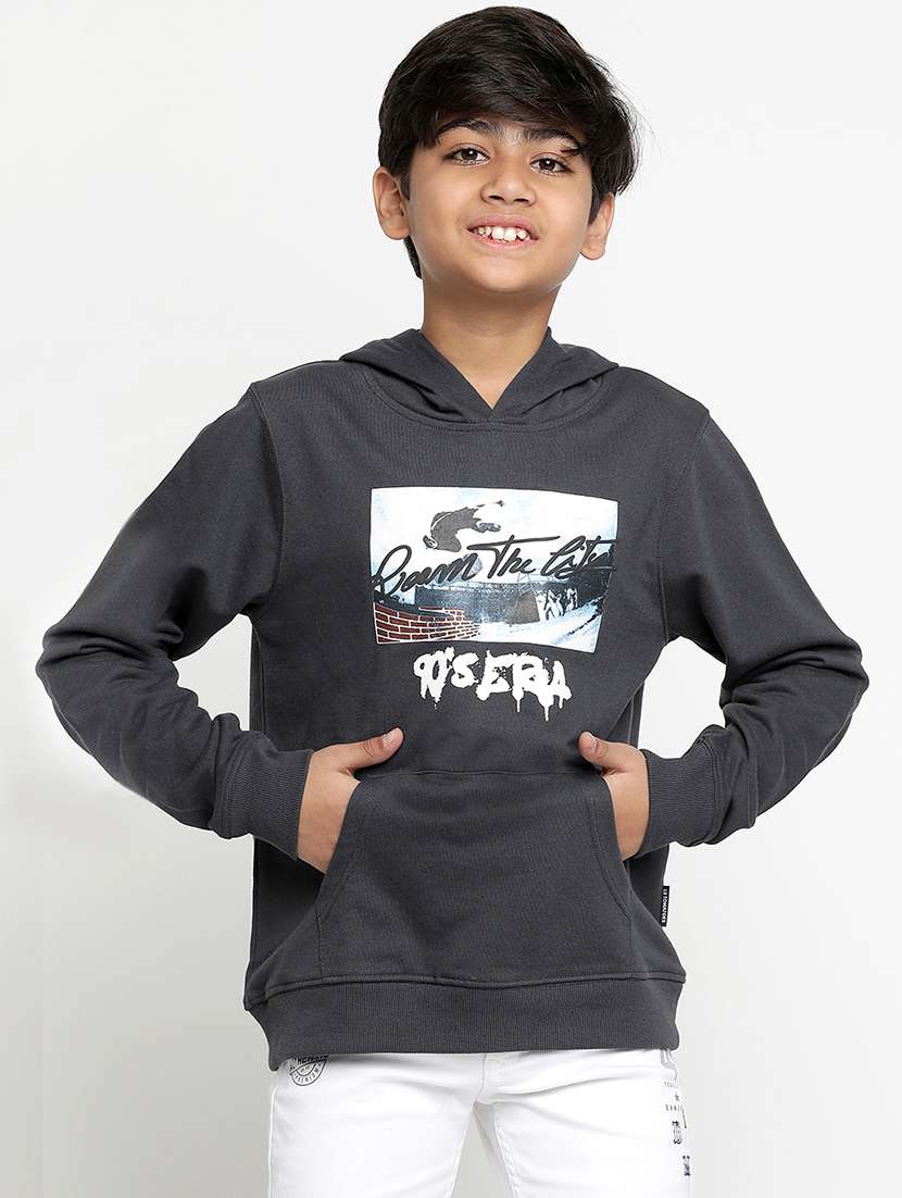 black cotton blend chest print sweatshirt