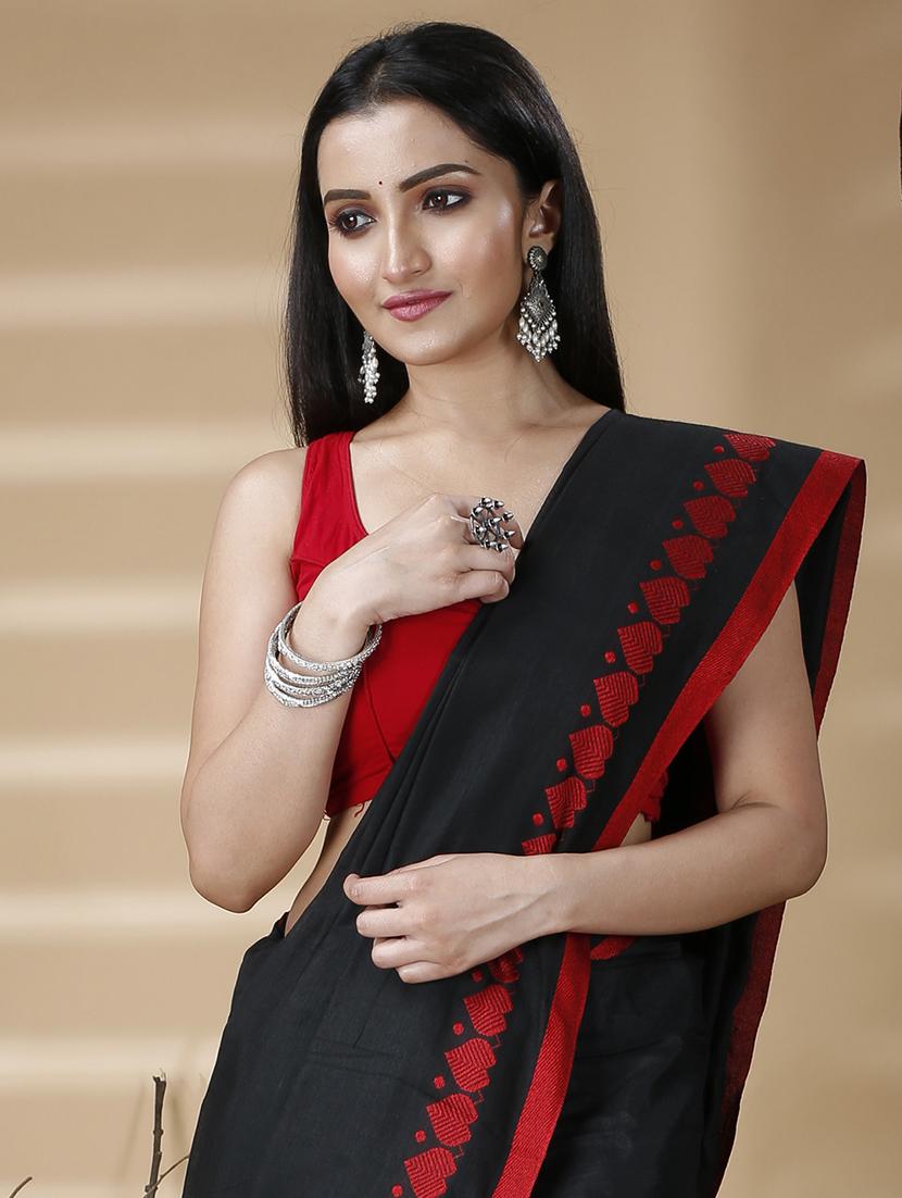 women's bordered black colored saree with blouse - 20573076 - Standard Image - 2