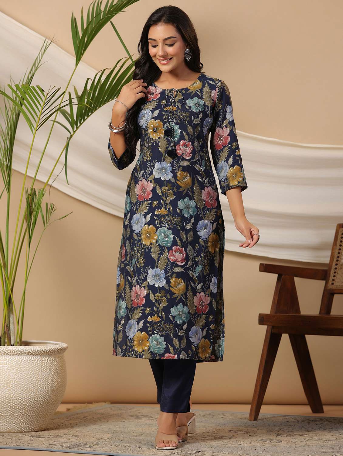 women navy blue three quarter sleeve kurta pant set