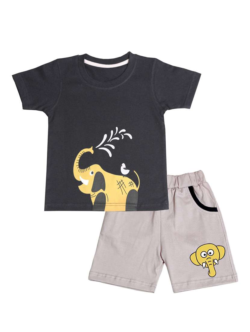 boys printed shorts twin set