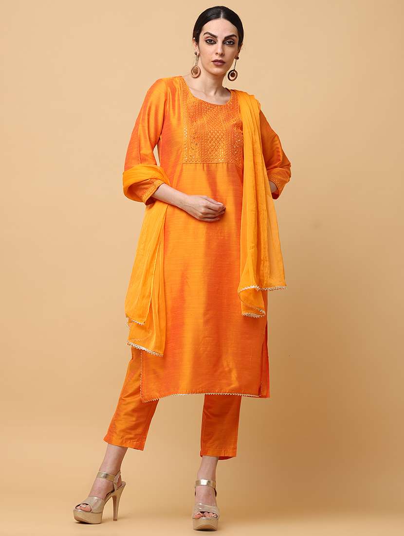 women three quarter sleeve kurta pant with dupatta set