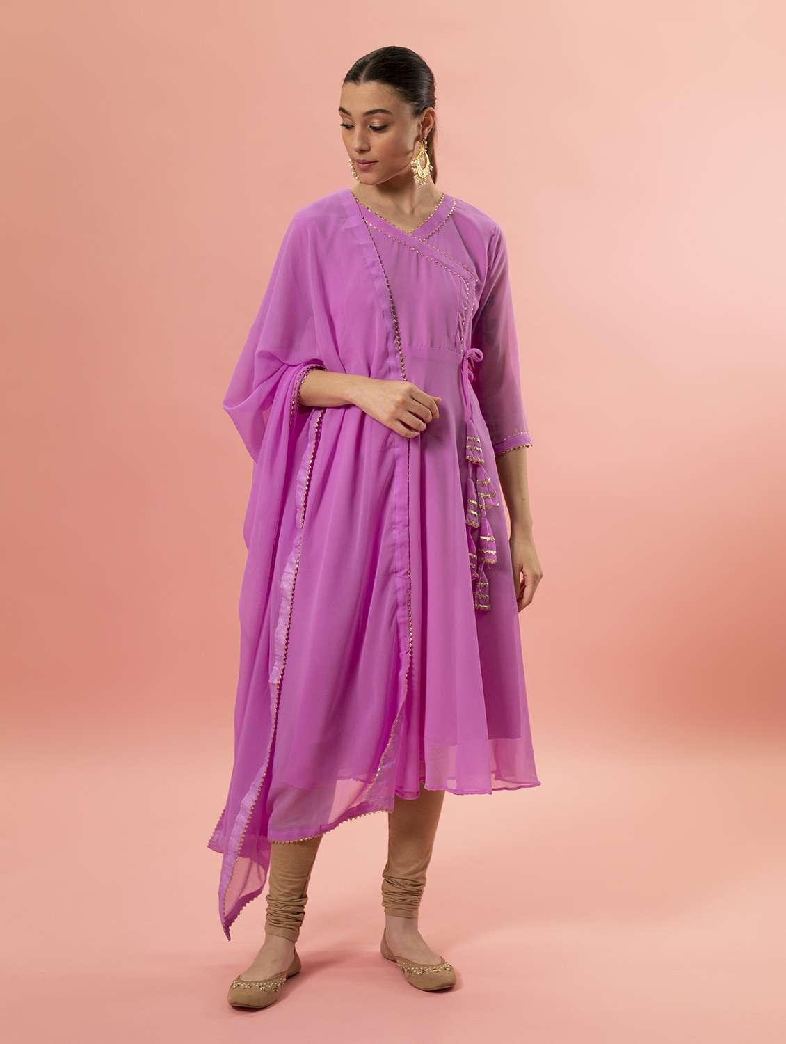 lavender three quarter sleeve kurta dupatta set