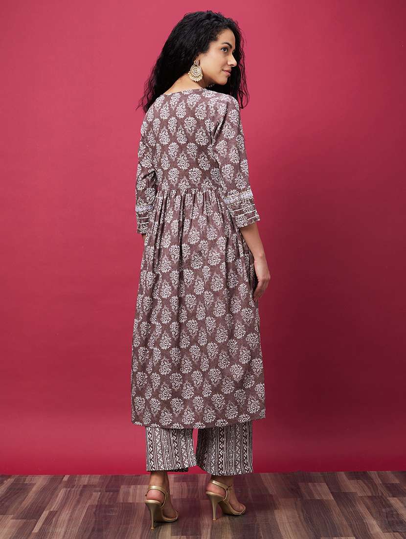 taupe floral print kurta pant set - 20600230 -  Standard Image - 2