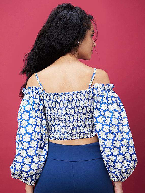 blue floral printed crop top - 20600267 - Standard Image - 2