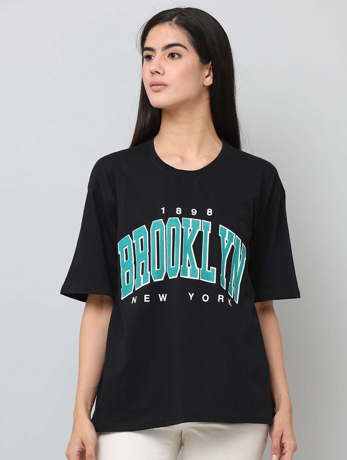 women front print t-shirt