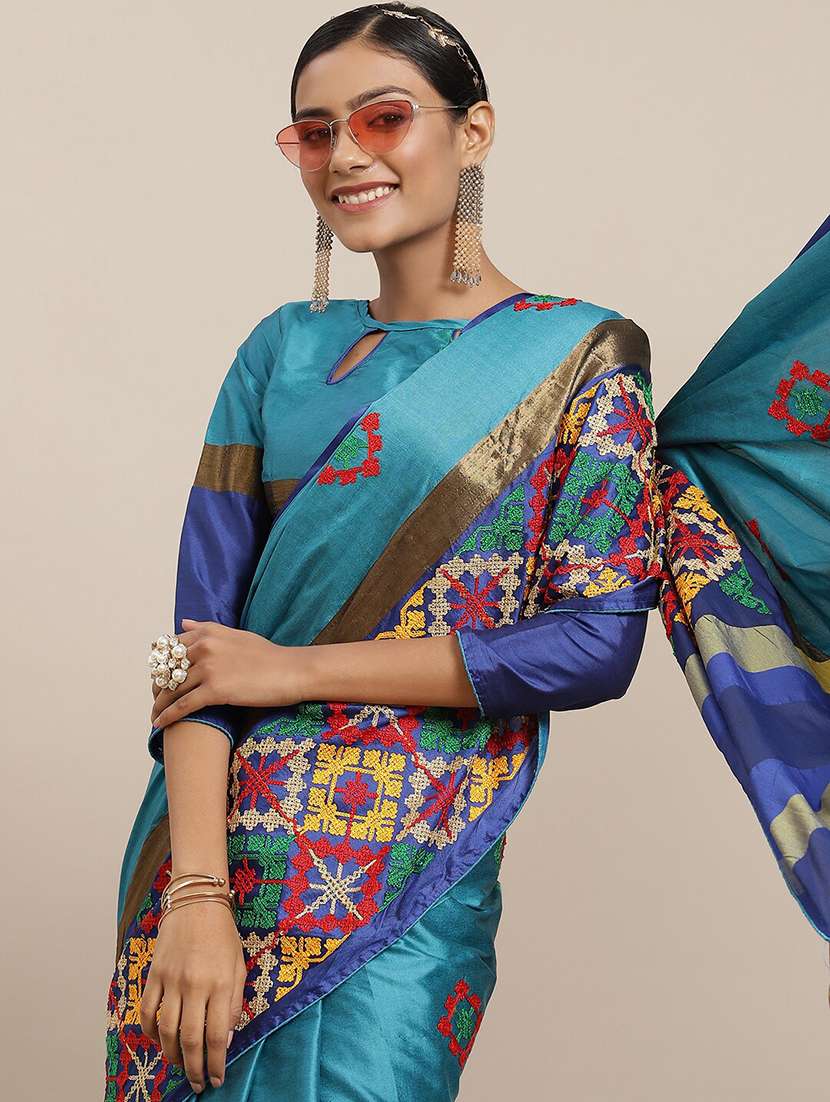 women light blue embroidered saree with blouse - 20604263 -  Standard Image - 2