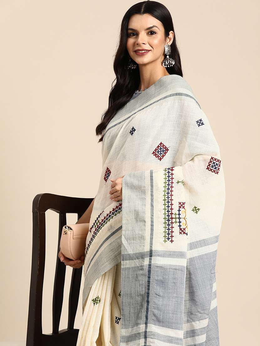 women cream embroidered saree with blouse - 20604330 - Standard Image - 2