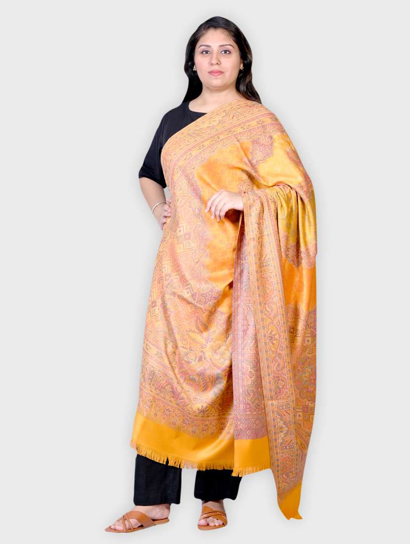 women self designed woolen shawl