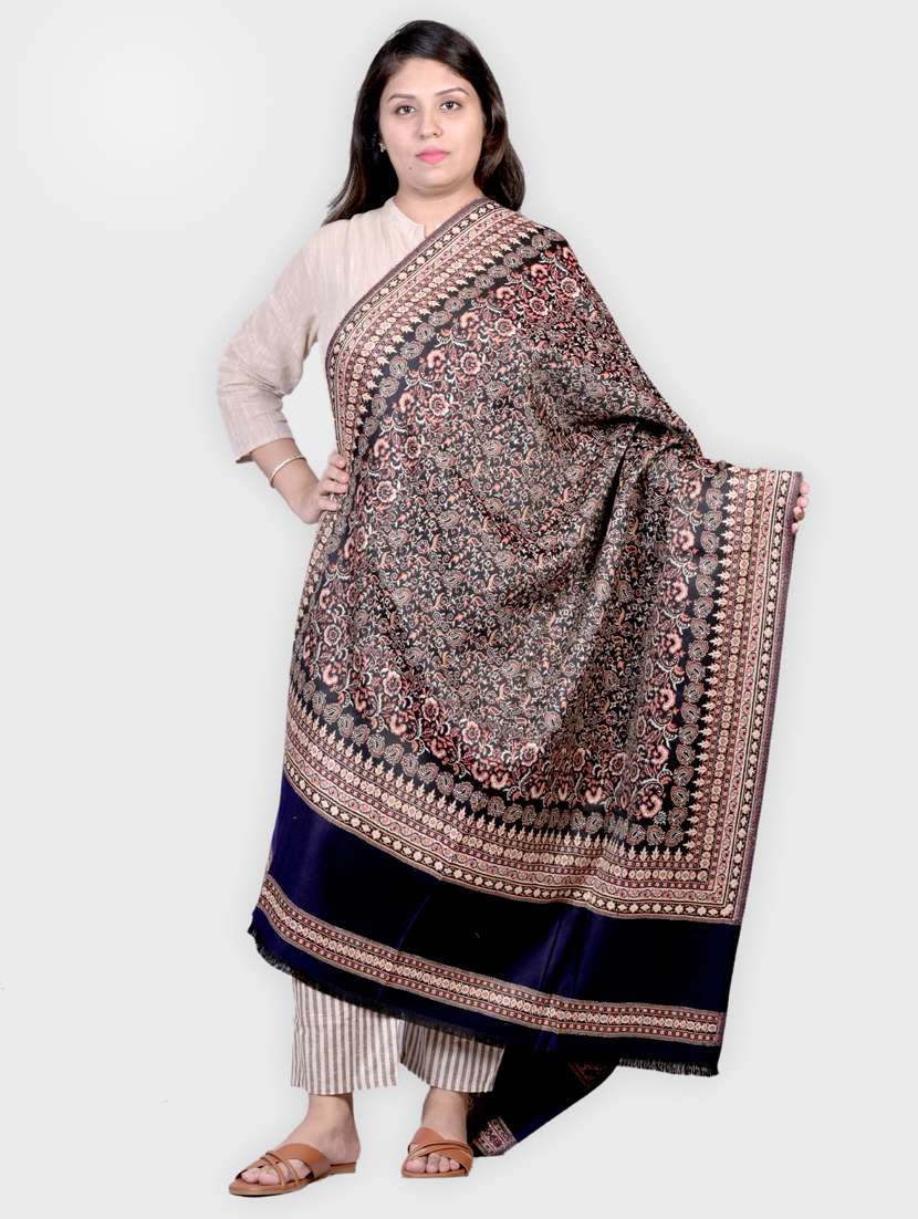 women self designed woolen shawl - 20605609 -  Zoom Image - 0