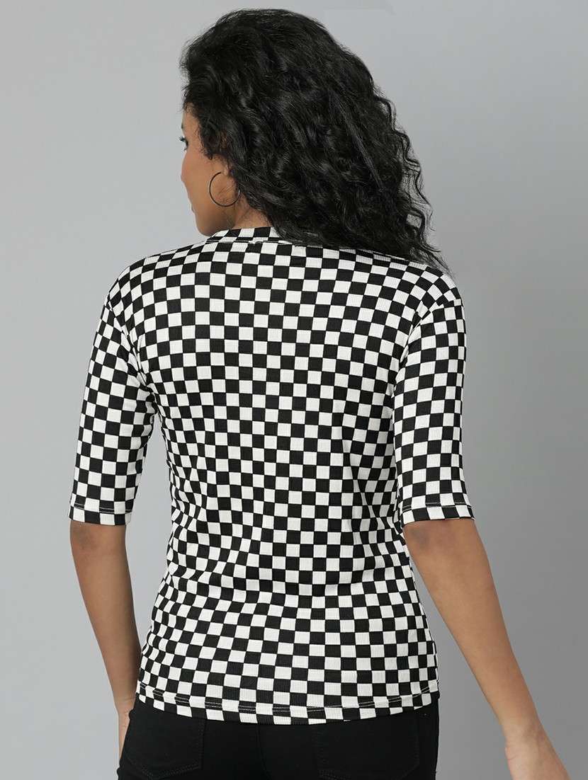 women black & white checkered t-shirt - 20612591 - Standard Image - 2