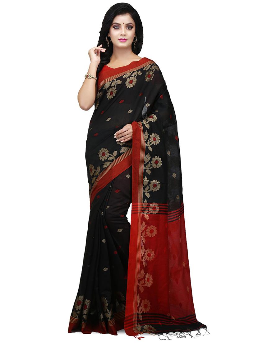 women black self design handloom saree with blouse - 20614076 - Zoom Image - 0