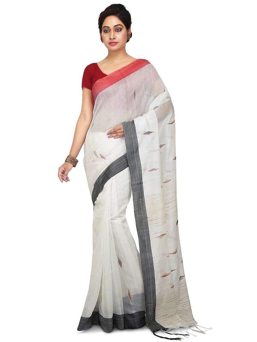 women white self design handloom saree with blouse - 20614257 - Zoom Image - 0