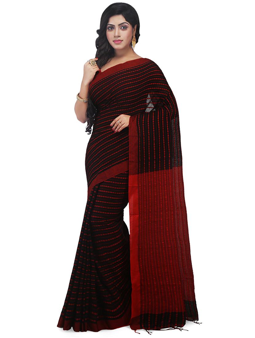 women black self design handloom saree with blouse - 20614412 -  Zoom Image - 0