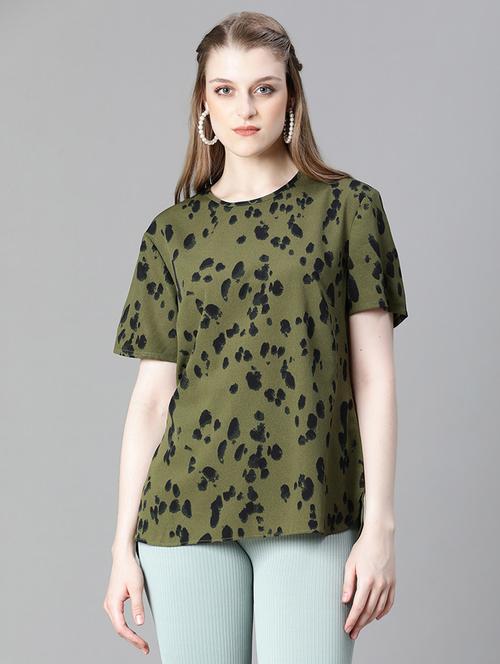 women round neck green printed regular top - 20615236 -  Standard Image - 0