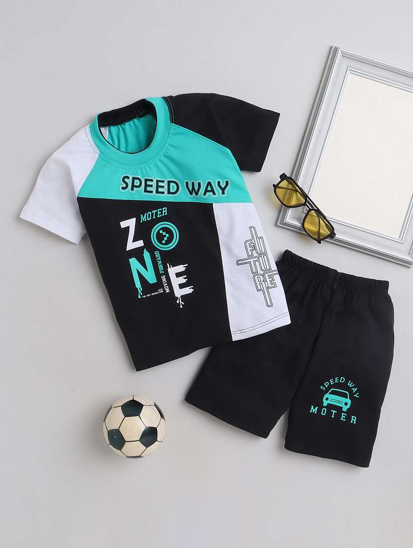 green color rblock  t-shirt & shorts set