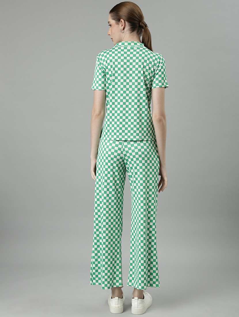 women checkered top and trouser set  - 20643983 -  Standard Image - 2