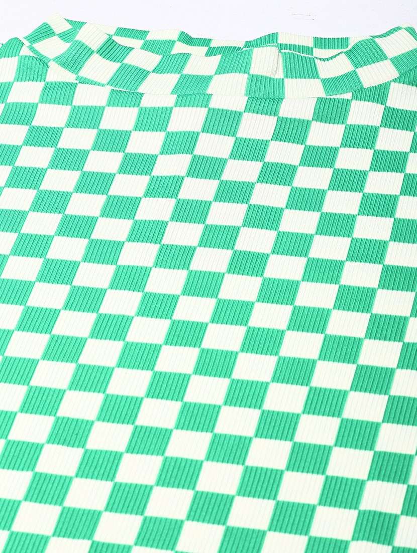 women checkered top and trouser set  - 20643983 -  Standard Image - 7