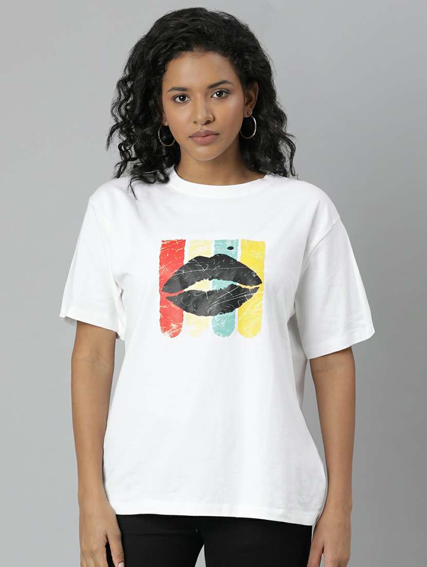 women white graphic boxy t-shirt