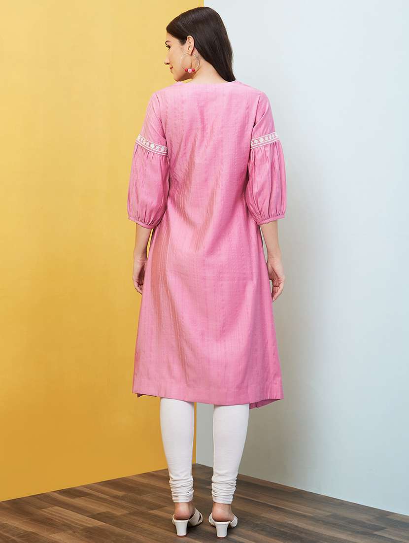 women embroidered a-line kurta - 20646085 -  Standard Image - 2