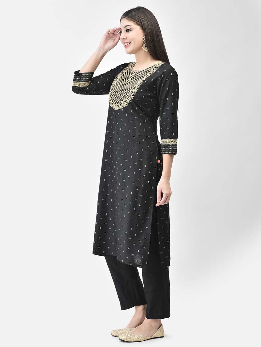 women black round neck straight kurta - 20683372 -  Standard Image - 2
