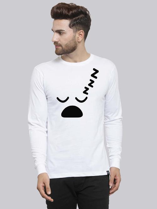 men round neck chest print t-shirt - 20685912 - Standard Image - 0