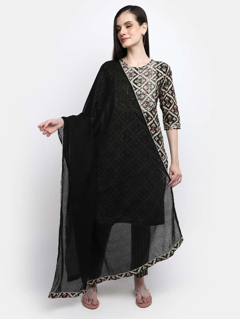 women black round neck kurta pant set with dupatta