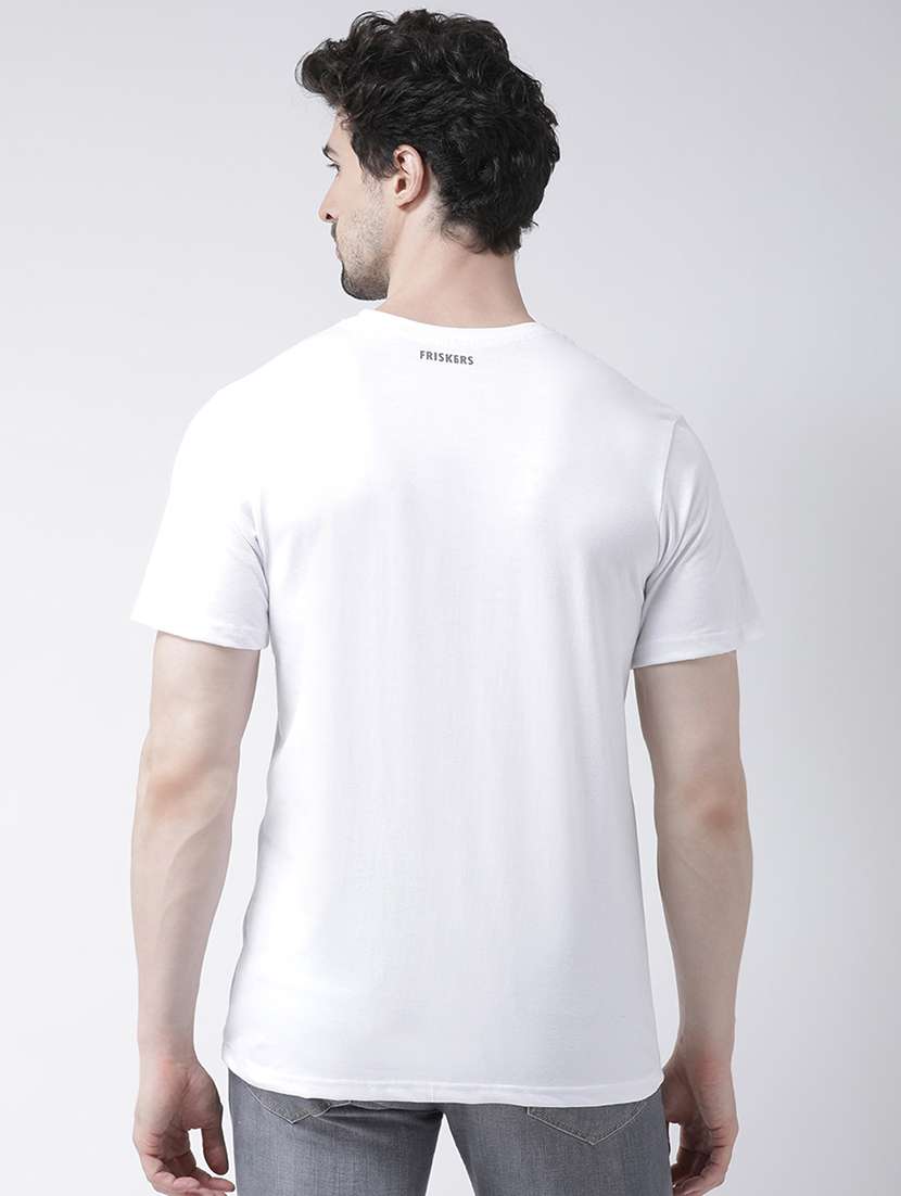 men round neck chest print t-shirt - 20688147 - Standard Image - 2